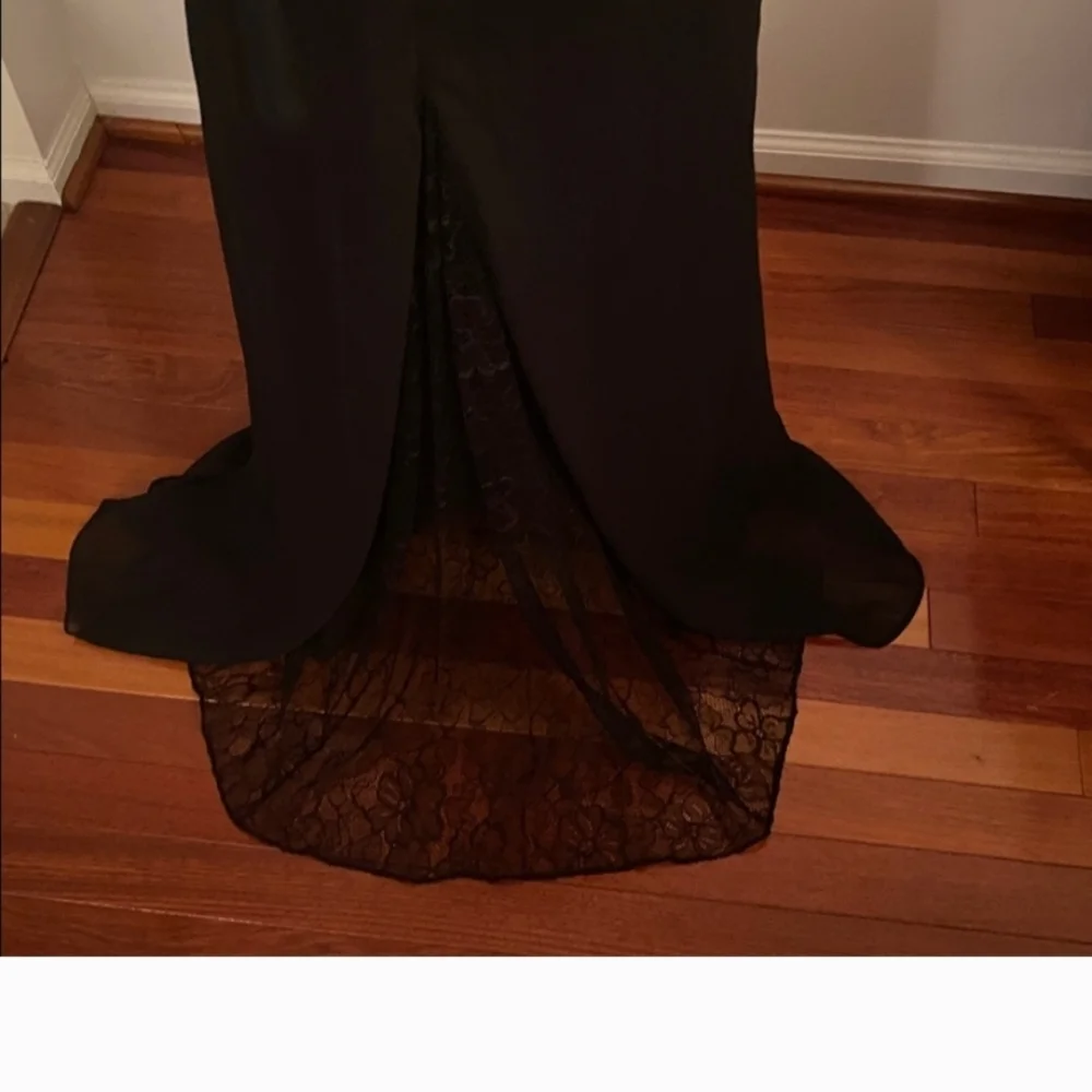 White by Vera Wang Black Lace Strapless Gown Size 8 NWT - Picture 9 of 15